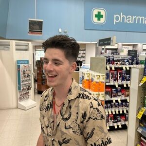 Meet your Posher, Dsmiles